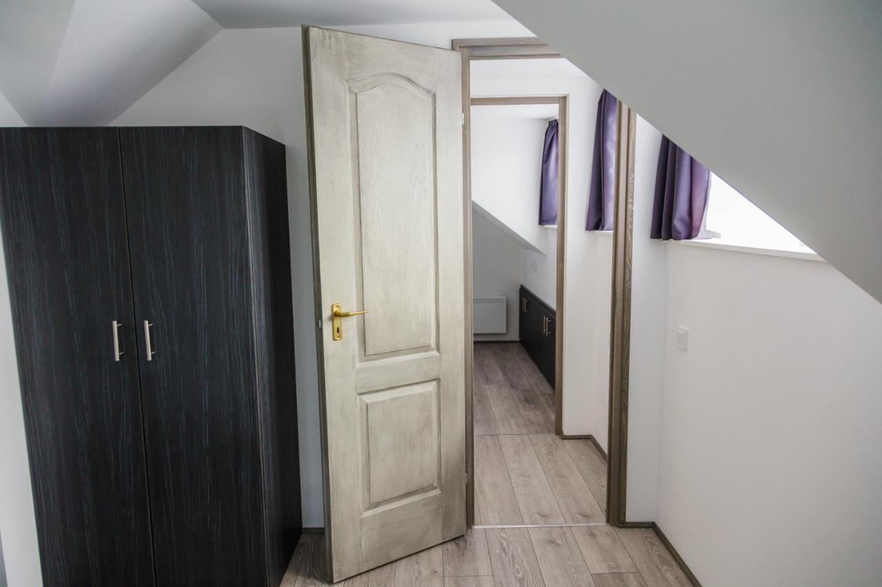 Aranyos Hill Apartment นากีมาโรช ภายนอก รูปภาพ